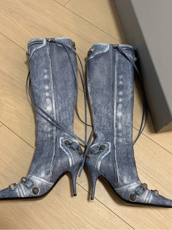 Balenciaga Washed Denim Knee-High Pointed-Toe Boots in Blue - Picture 8 of 9